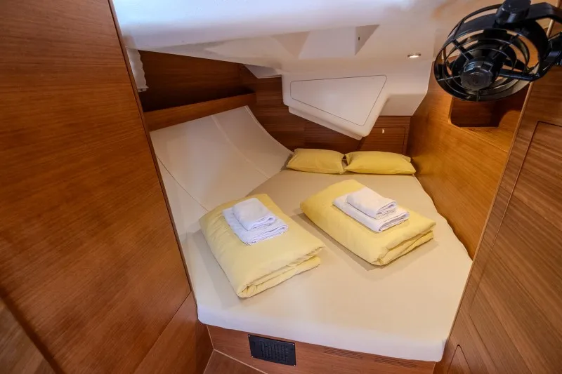 Elan Impression 50.1 Evana — yacht photo 24