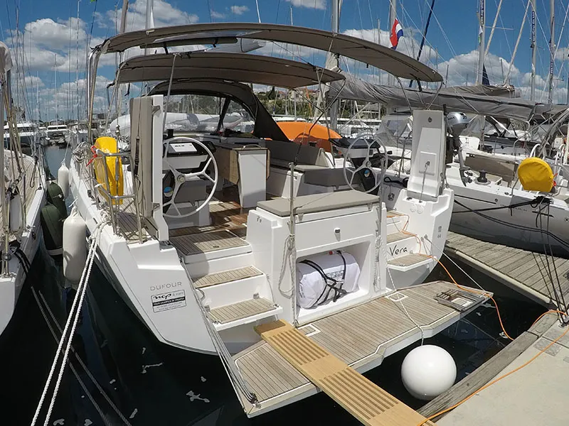Dufour 44 Vera — фотография яхты 28