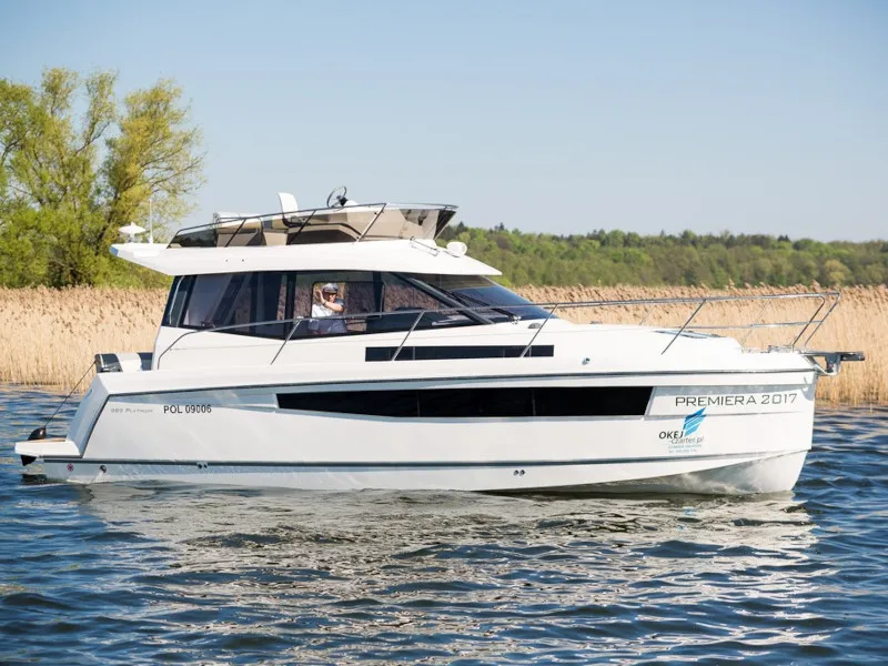 Platinum 989 Flybridge (Premiera) — фотография яхты 18
