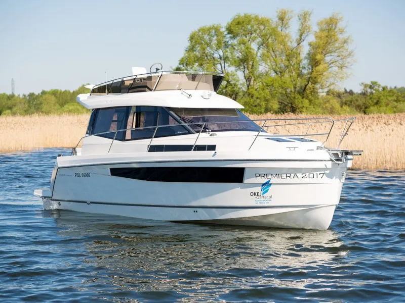 Platinum 989 Flybridge (Premiera) — фотография яхты 3