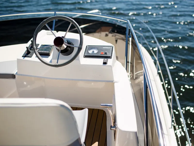 Platinum 989 Flybridge (Premiera) — фотография яхты 11