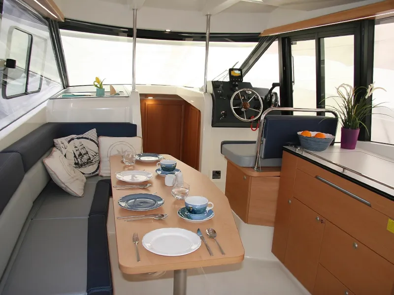 Platinum 989 Flybridge (Premiera) — фотография яхты 2