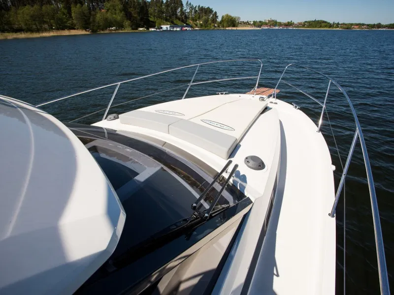 Platinum 989 Flybridge (Premiera) — фотография яхты 6