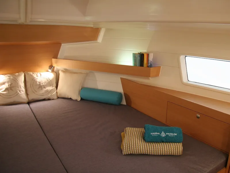 Platinum 989 Flybridge (Premiera) — фотография яхты 4