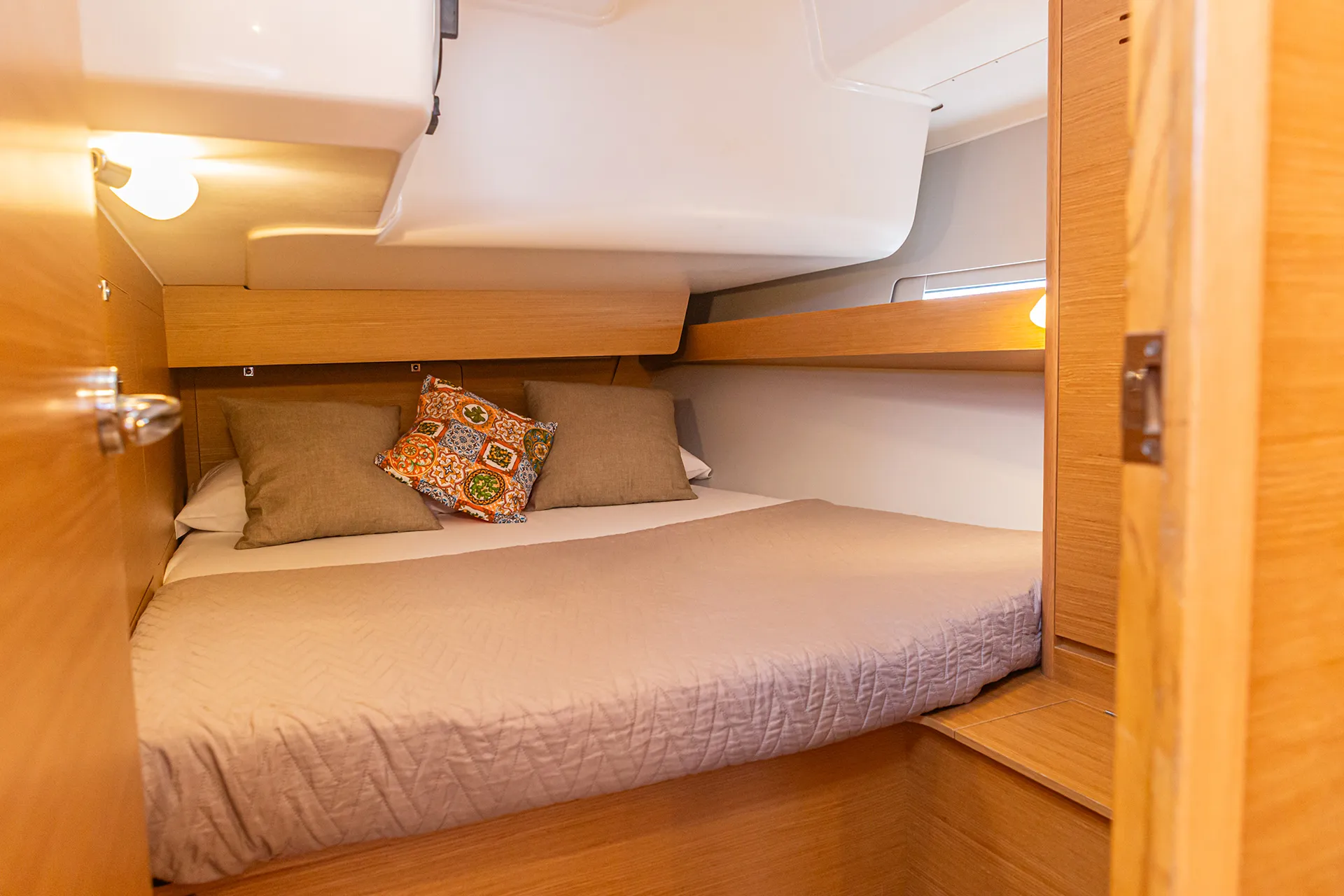 Dufour 460 Grand Large Discovery Planet — фотография яхты 3