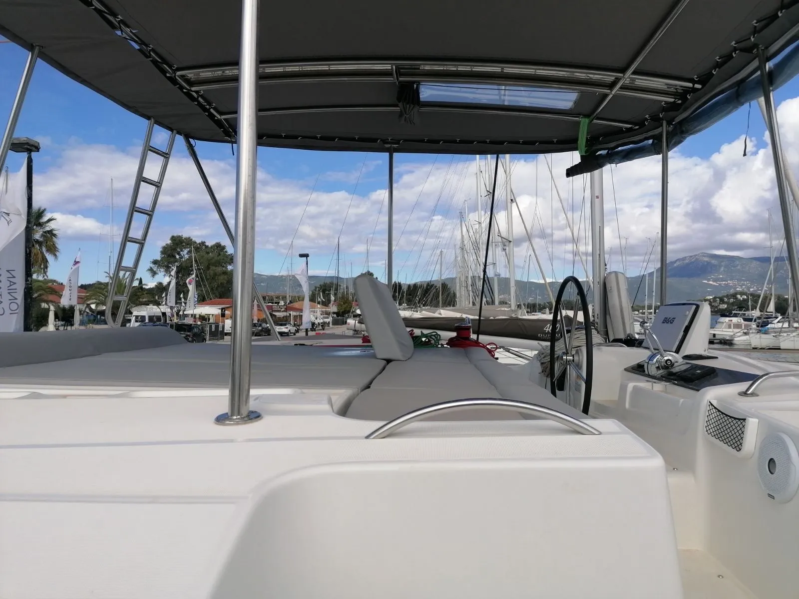 Lagoon 46 Achilles — foto dello yacht n. 2