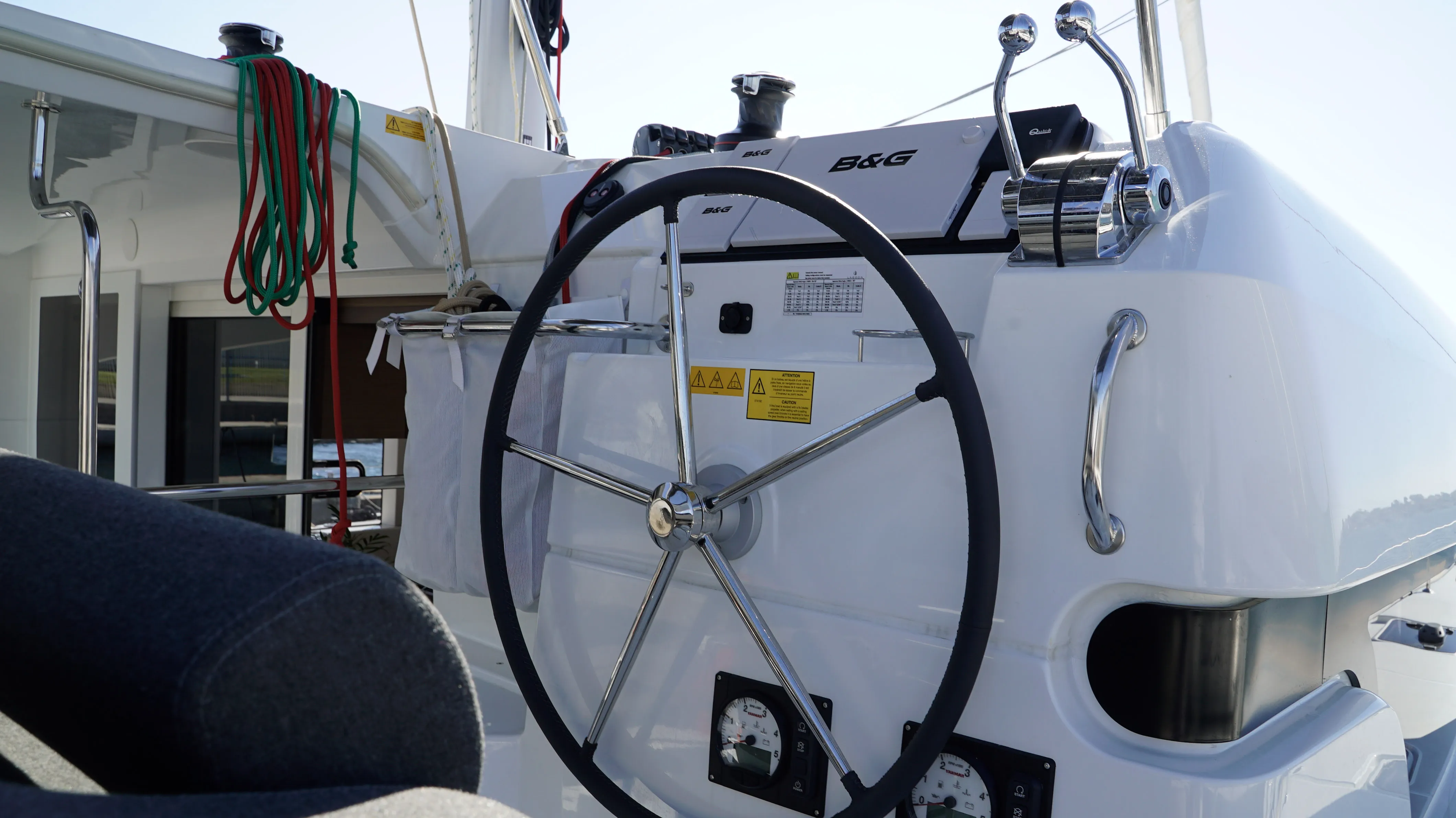 Lagoon 40 AELLO — yacht photo 4