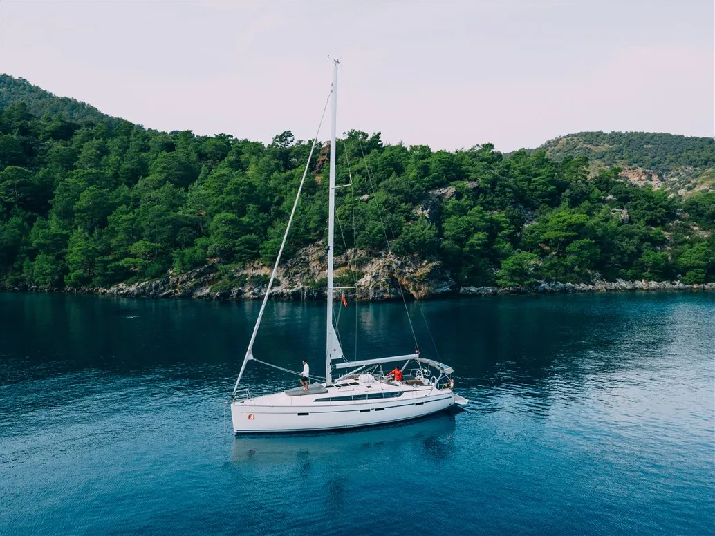Bavaria Cruiser 46 ISTANBUL — yacht photo 2