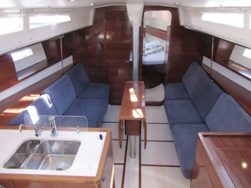 Salona 38 Rum — yacht photo 2