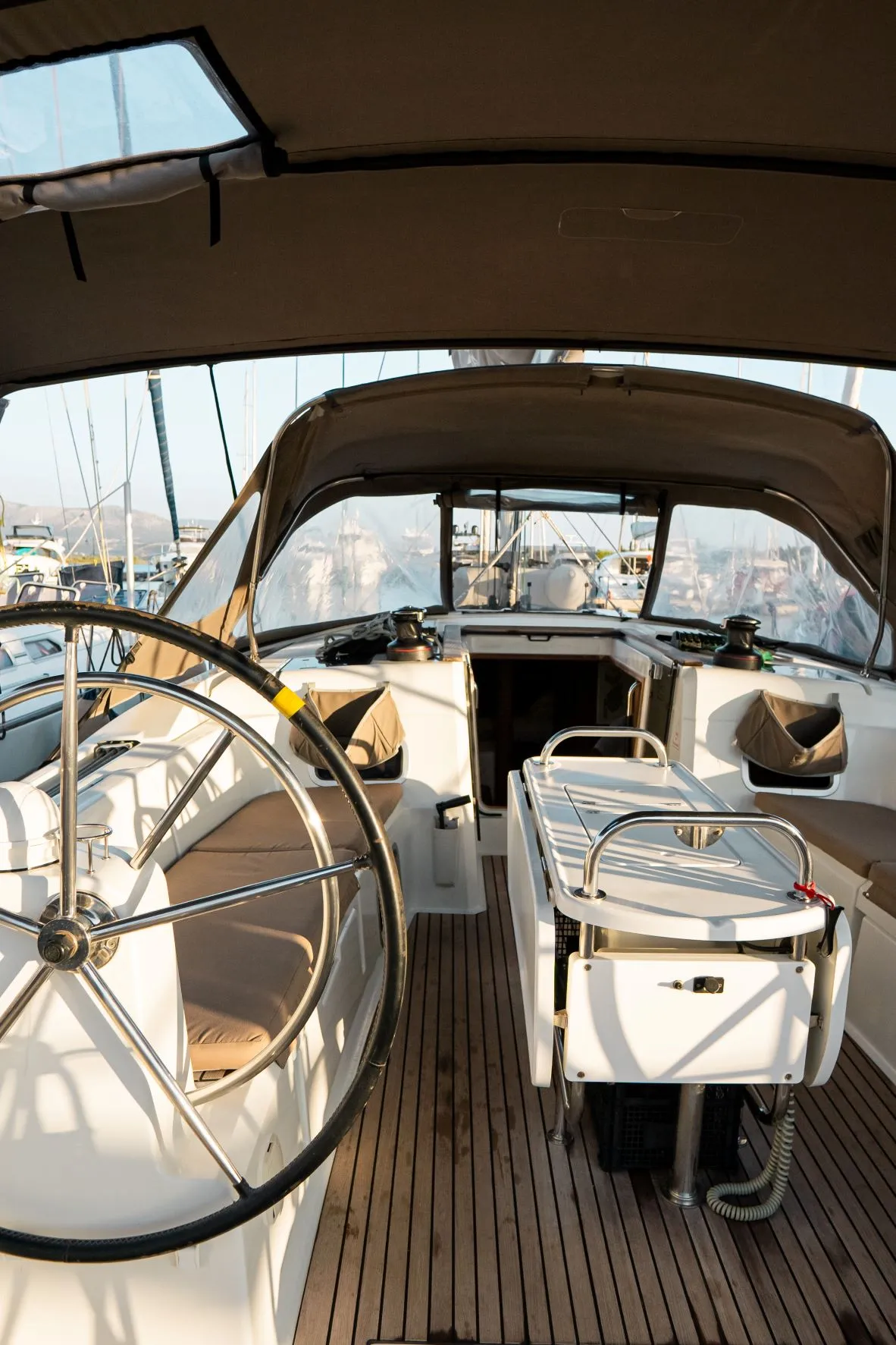 Sun Odyssey 479 FILIPPOS I Boat location in LEFKAS MARINA, D-marin 1 SUP FREE — fotografia jachty 14