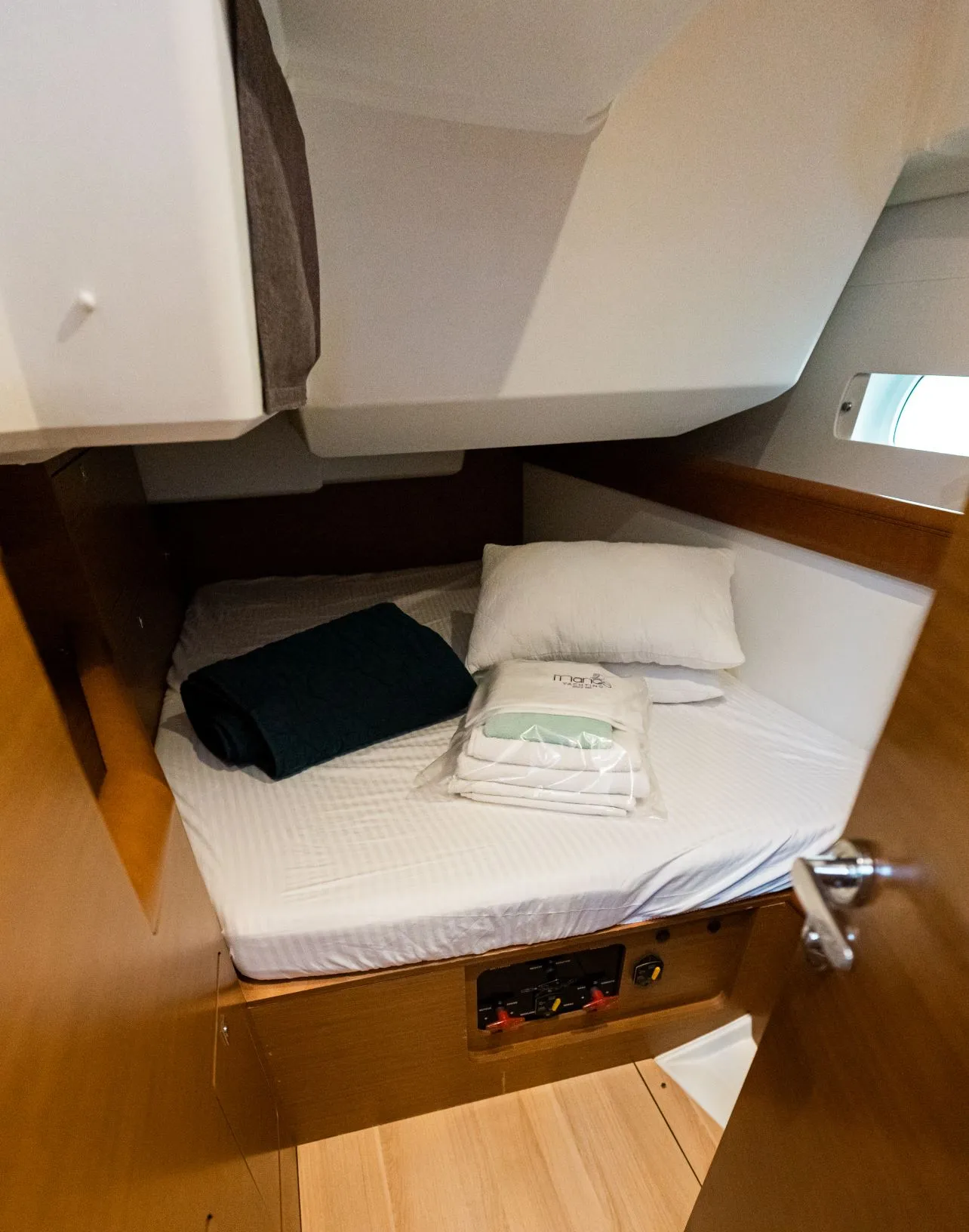 Sun Odyssey 479 FILIPPOS I Boat location in LEFKAS MARINA, D-marin 1 SUP FREE — fotografia jachty 8