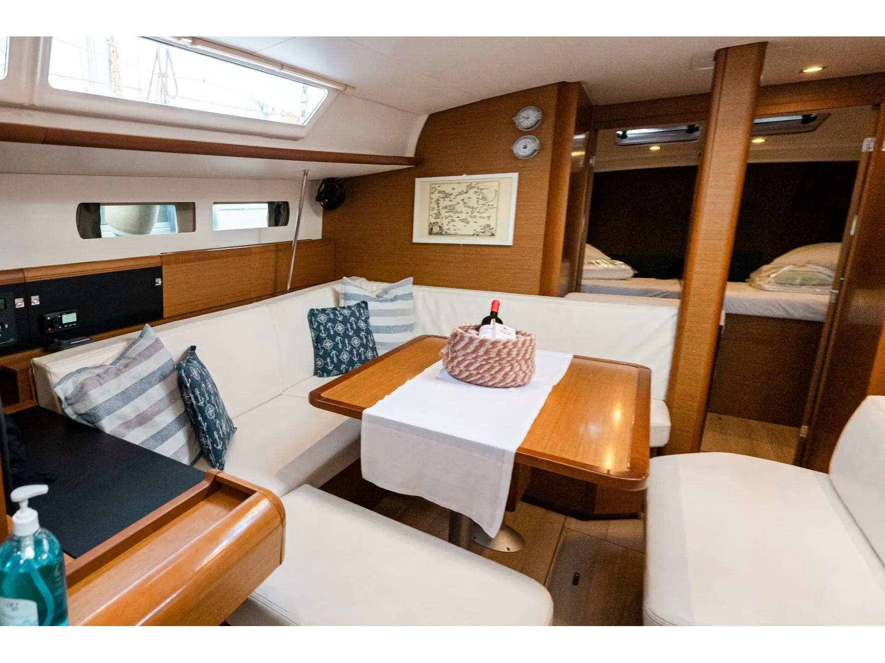 Sun Odyssey 479 FILIPPOS I Boat location in LEFKAS MARINA, D-marin 1 SUP FREE — fotografia jachty 17