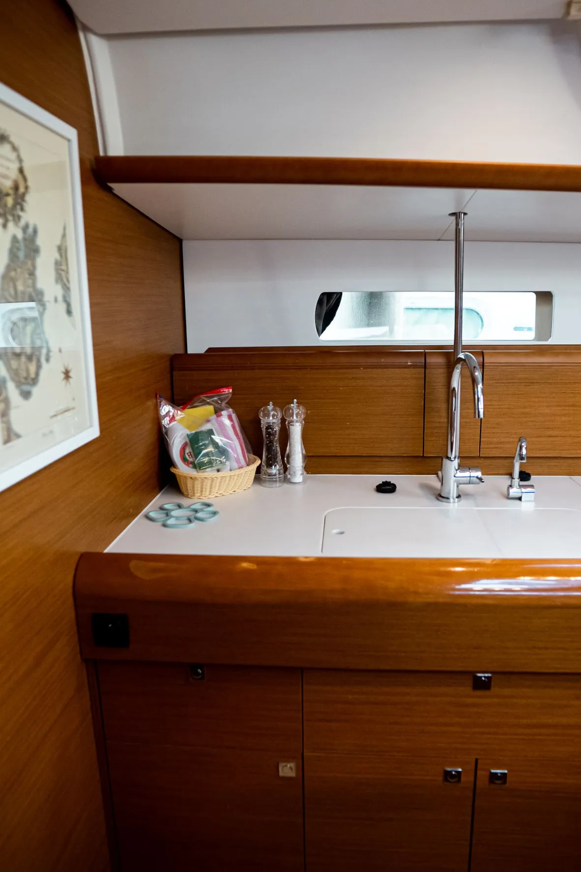 Sun Odyssey 479 FILIPPOS I Boat location in LEFKAS MARINA, D-marin 1 SUP FREE — fotografia jachty 9
