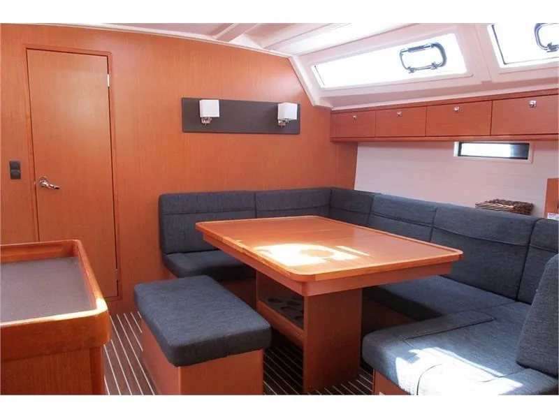 Bavaria Cruiser 46 Krizia — yacht photo 6