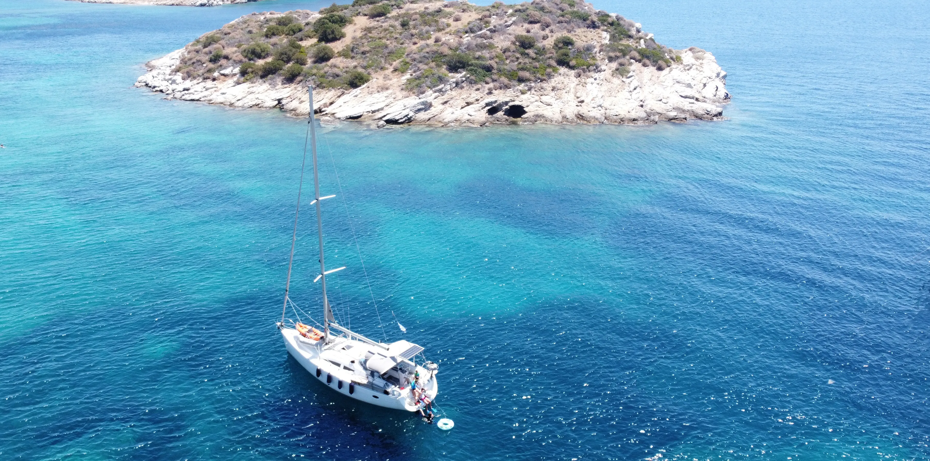Elan Impression 384 NAIADA — yacht photo 10