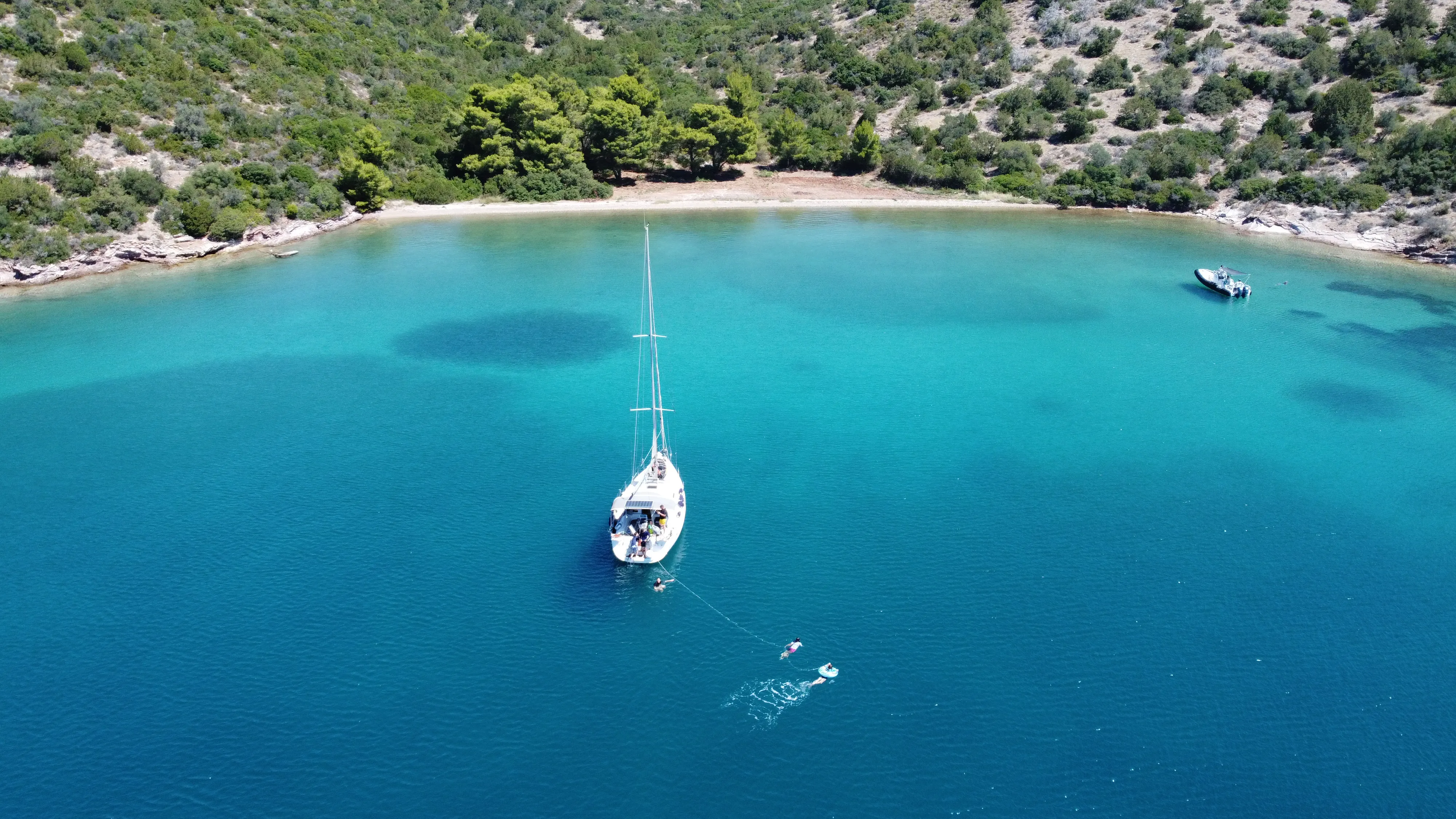 Elan Impression 384 NAIADA — yacht photo 3