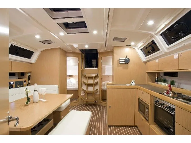 Bavaria 46 Cruiser GREY SKY — fotografia jachty 2