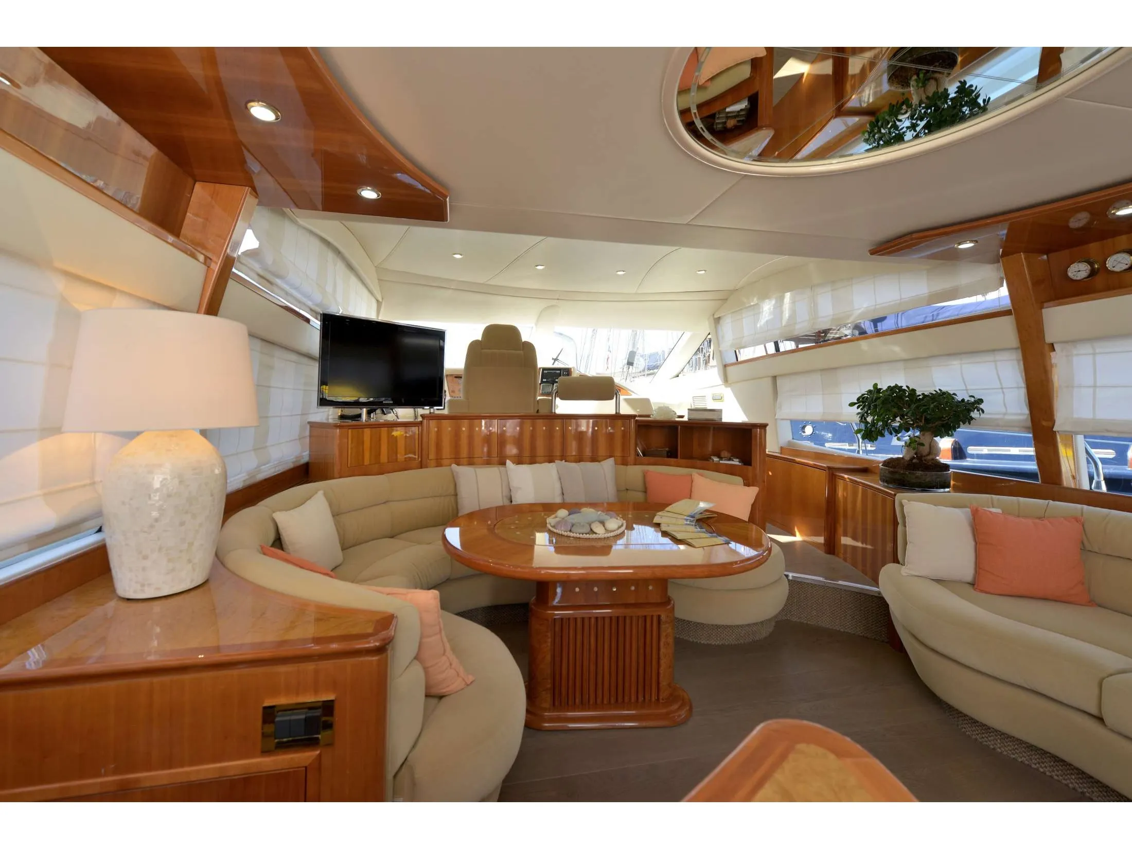 Azimut 58 Premium + — yacht photo 6