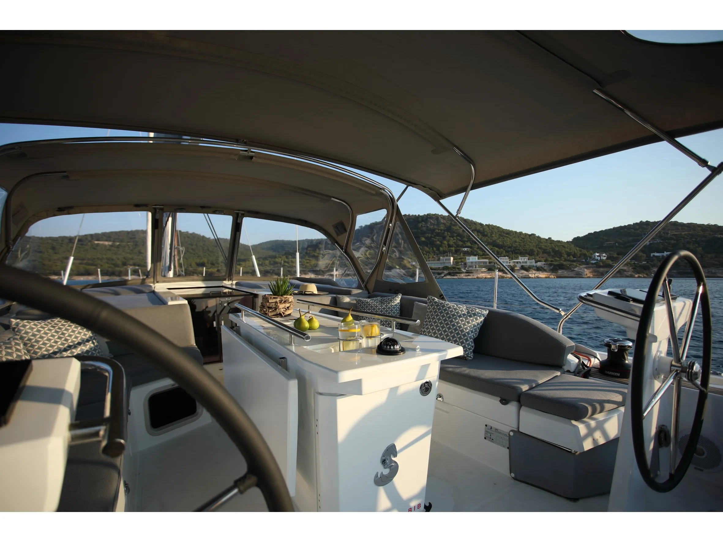 Oceanis 51.1 Premium + — fotografia jachty 2
