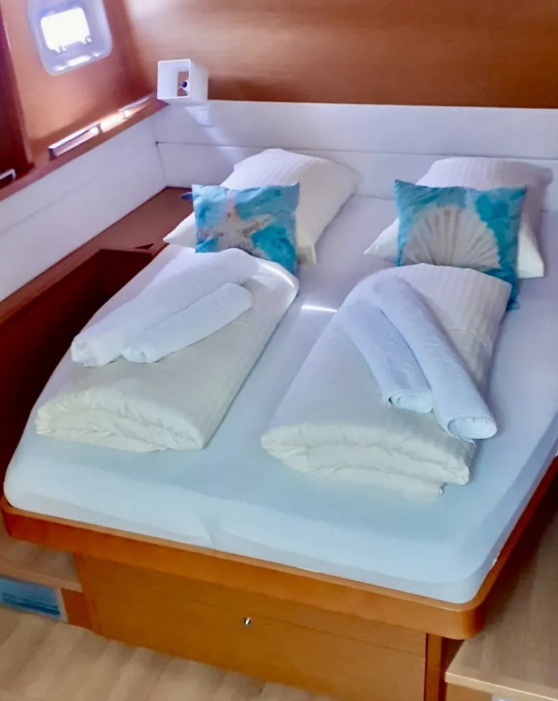 Lagoon 560 S2 ICEBERG — jahtikuva 3