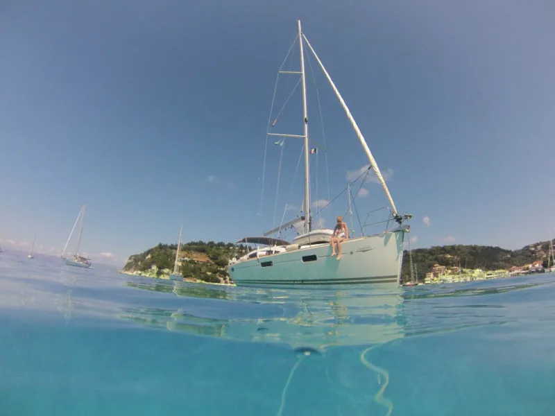 Sun Odyssey 42DS Sweet Alis — fotografia jachty 3