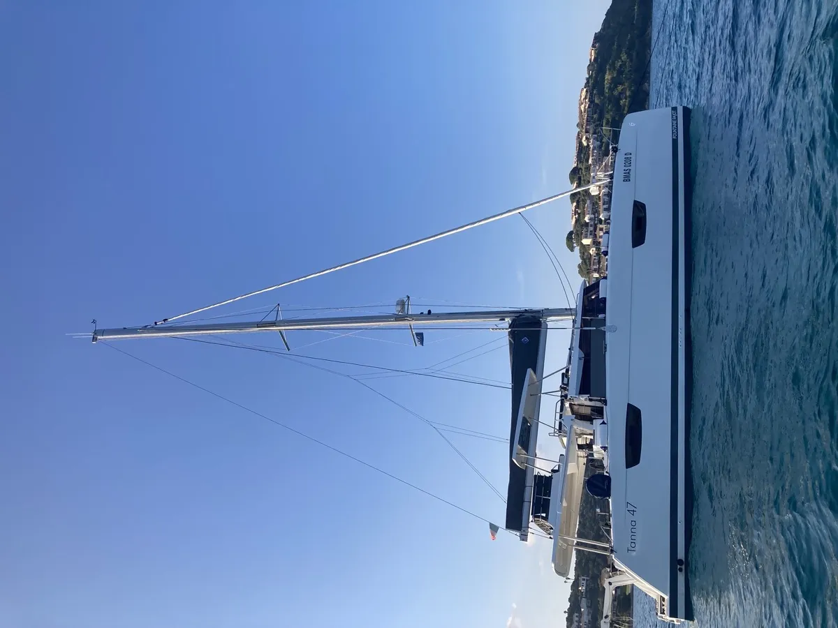 Tanna 47 Blue Mandarin — yacht photo 2