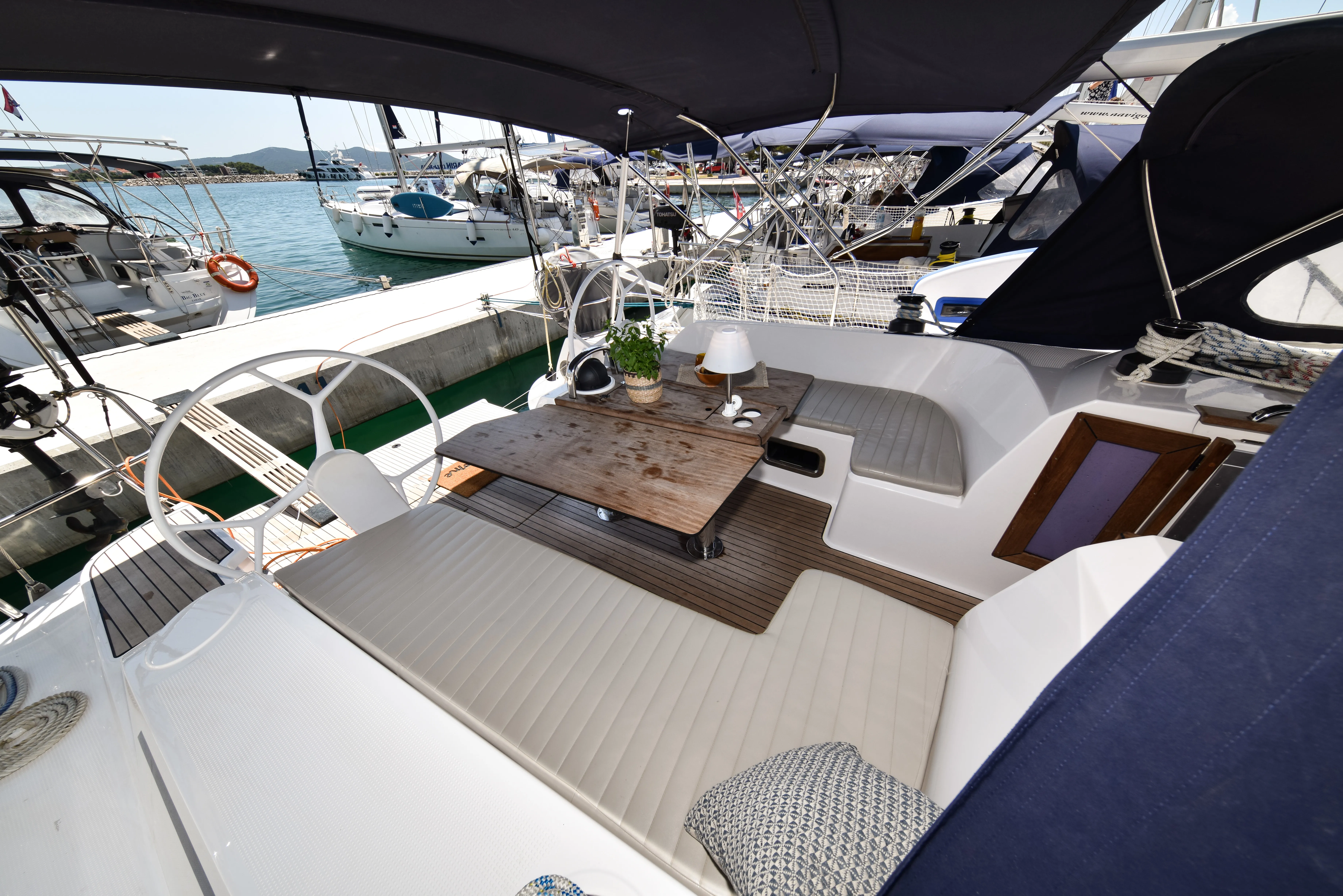 Bavaria Cruiser 46 Borgo Erizzo — фотография яхты 38