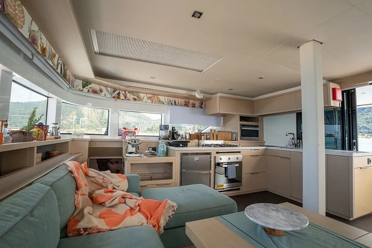 Lagoon 55 SAILUXE - Strafico — yacht photo 8
