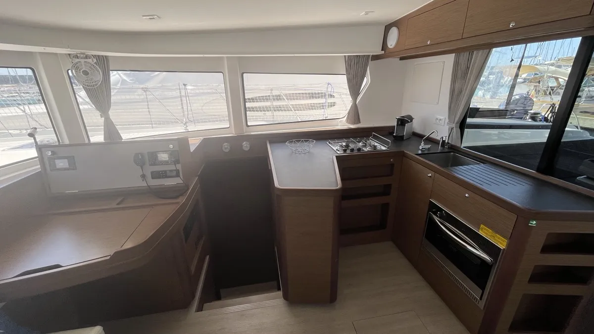 Lagoon 42 Bellatrix — foto del yate n.º 4