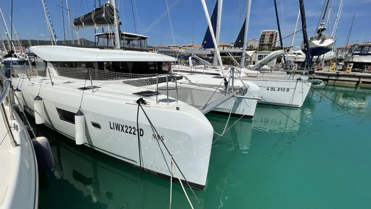 Lagoon 42 Bellatrix — foto del yate n.º 12
