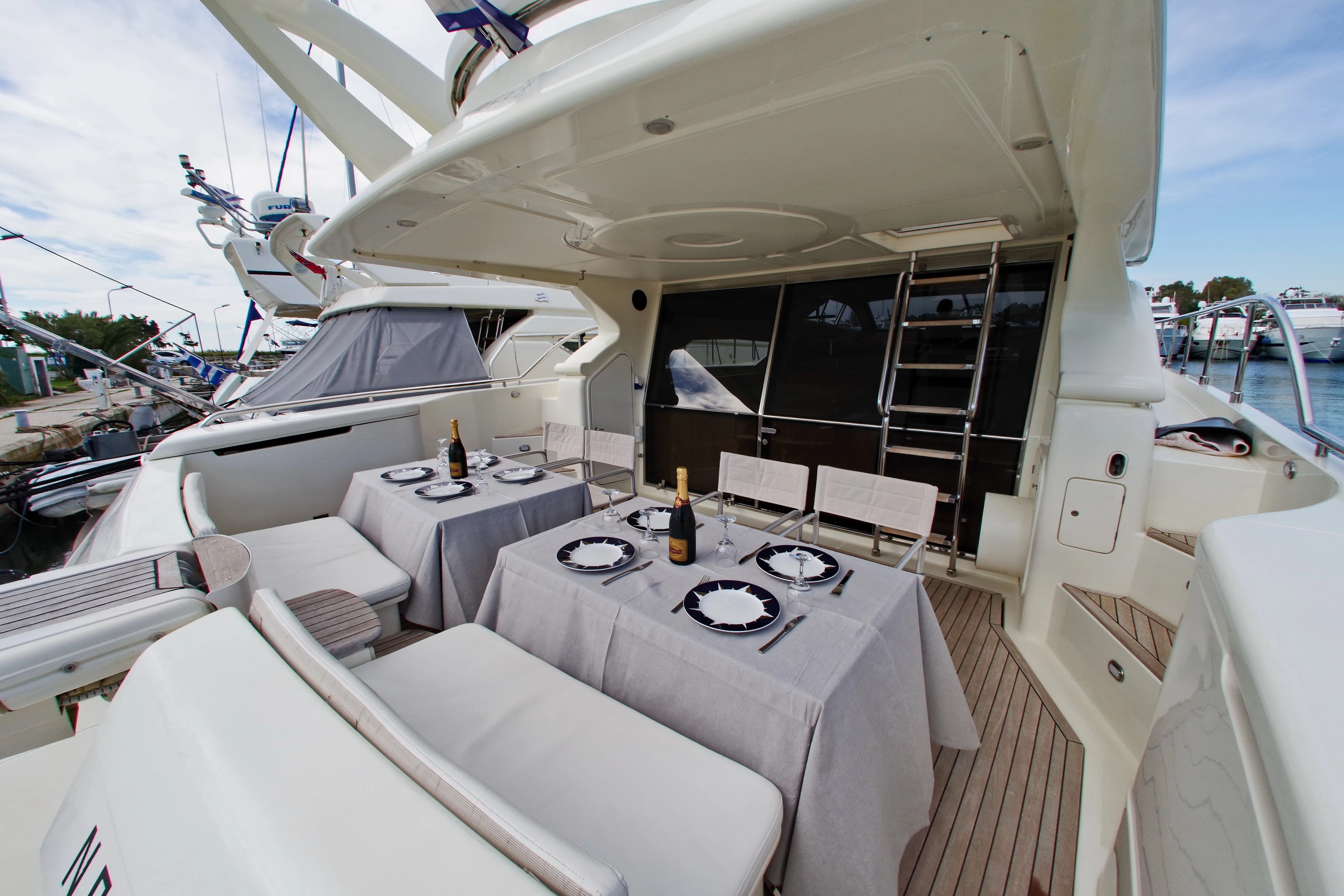 Ferretti 57 Fly Anniversary Palmyra — yacht photo 4