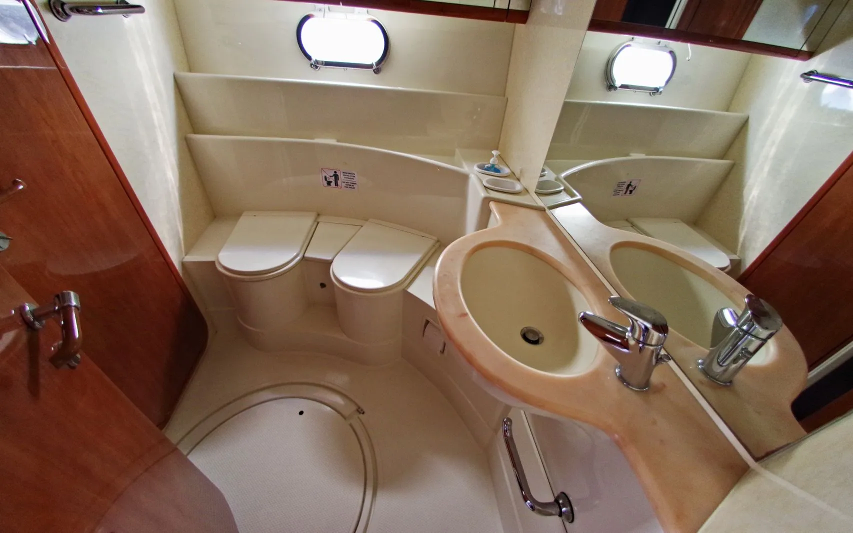 Ferretti 57 Fly Anniversary Palmyra — yacht photo 15