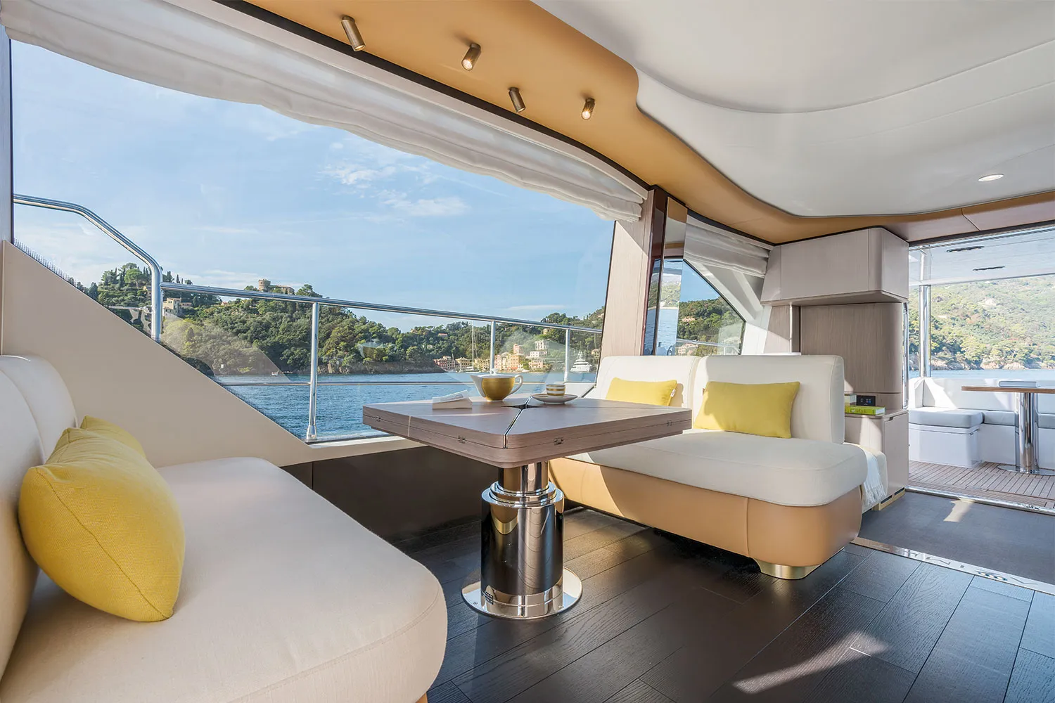 Azimut 60 ALUMINIA — yacht photo 4