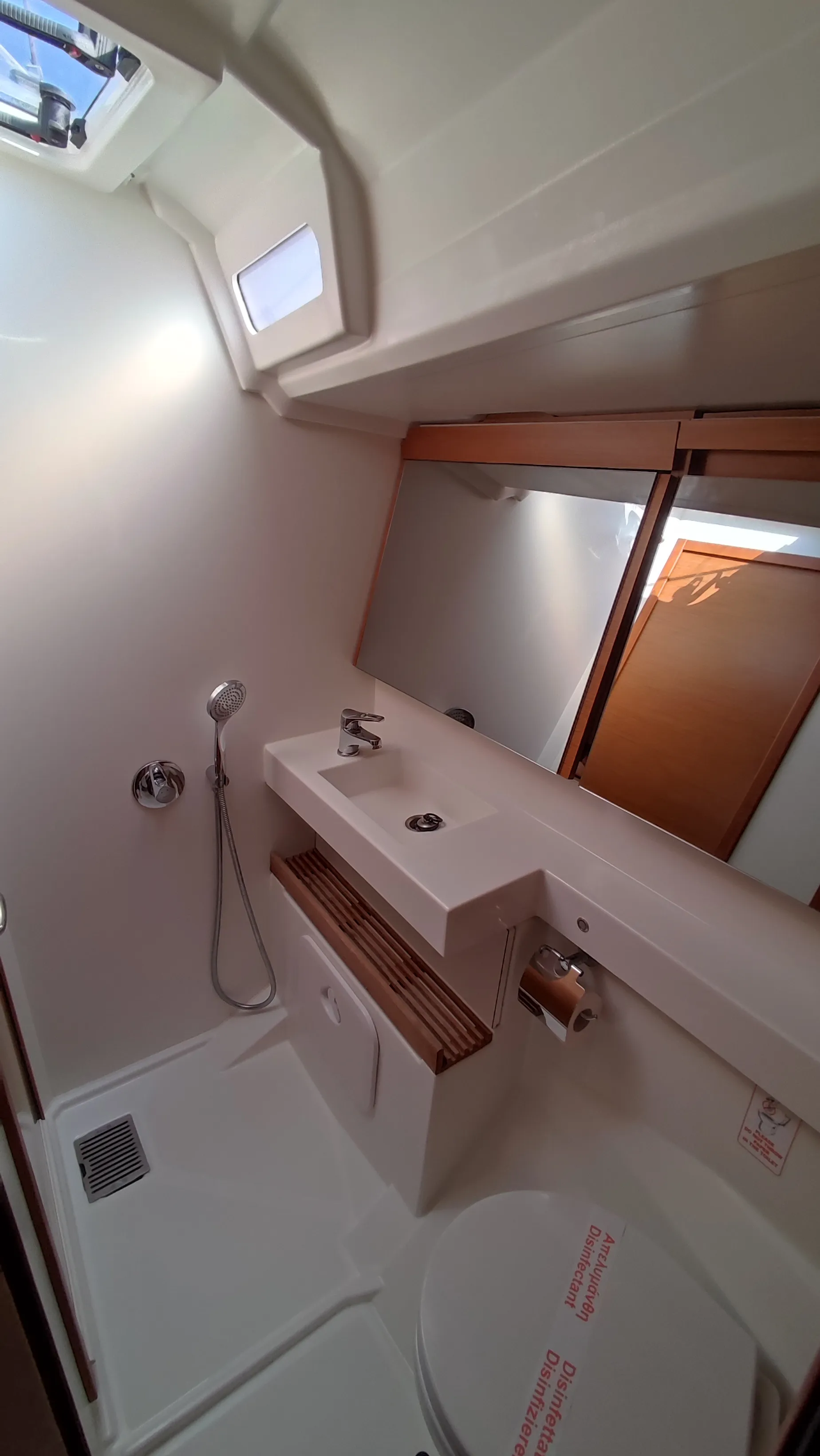 Sun Odyssey 440 Erato — фотография яхты 8