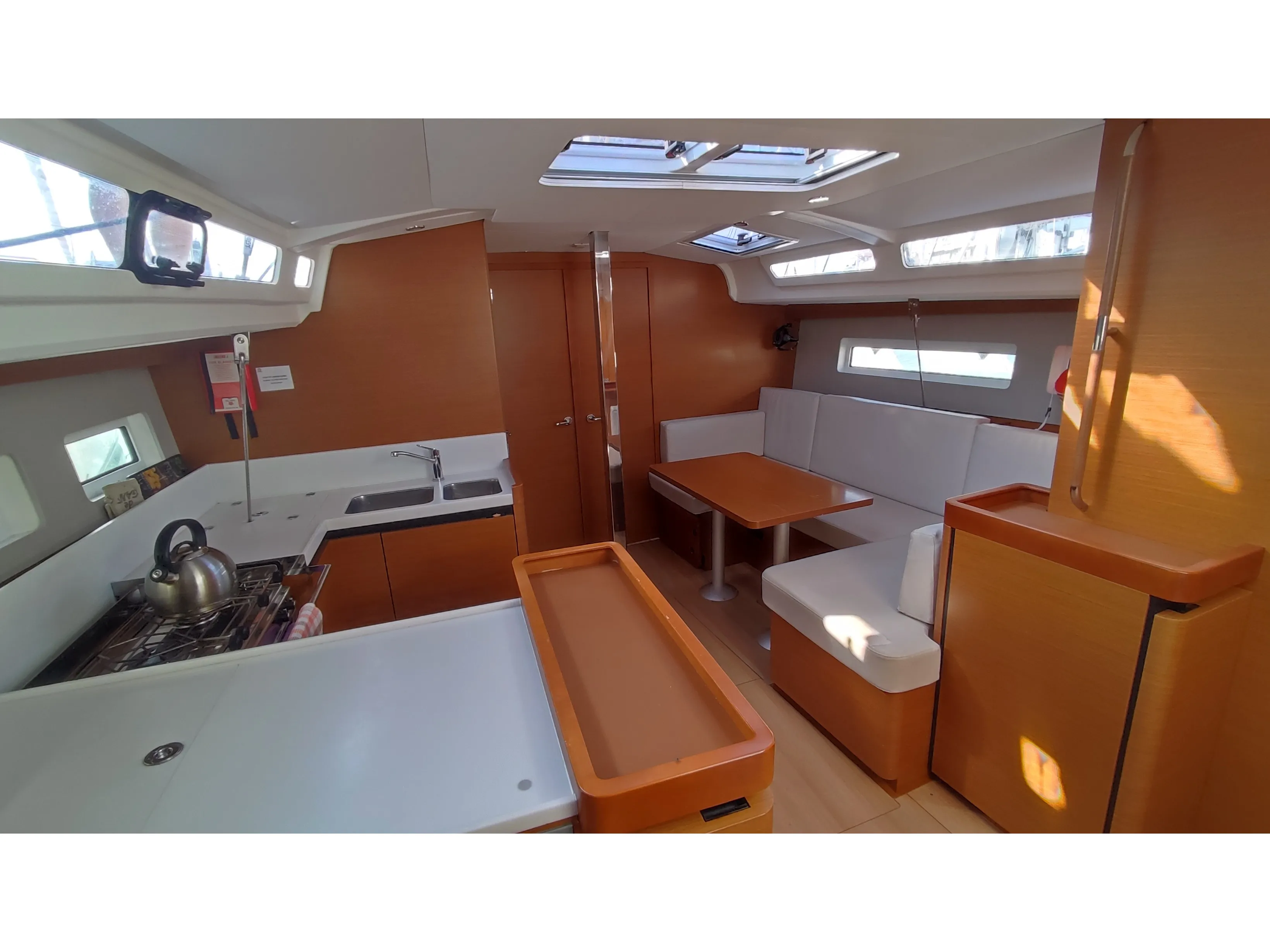 Sun Odyssey 440 Erato — фотография яхты 6