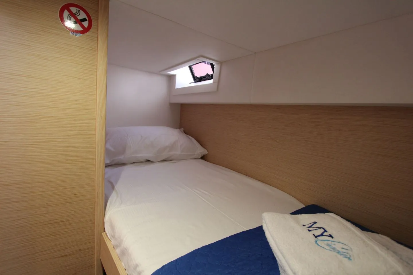 Dufour Catamaran 48 Stella — yacht photo 20