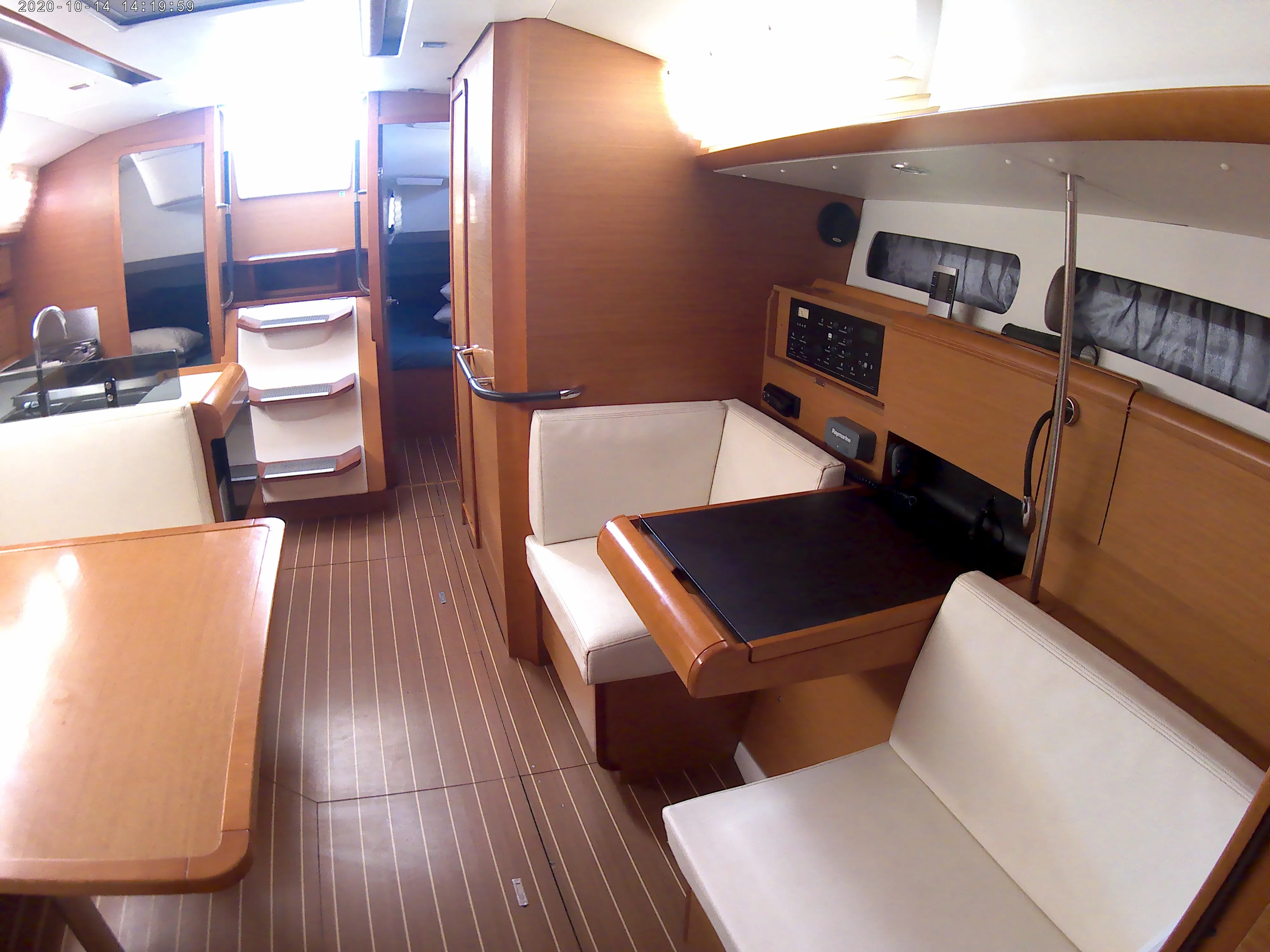 Sun Odyssey 409 Traveller — foto dello yacht n. 14
