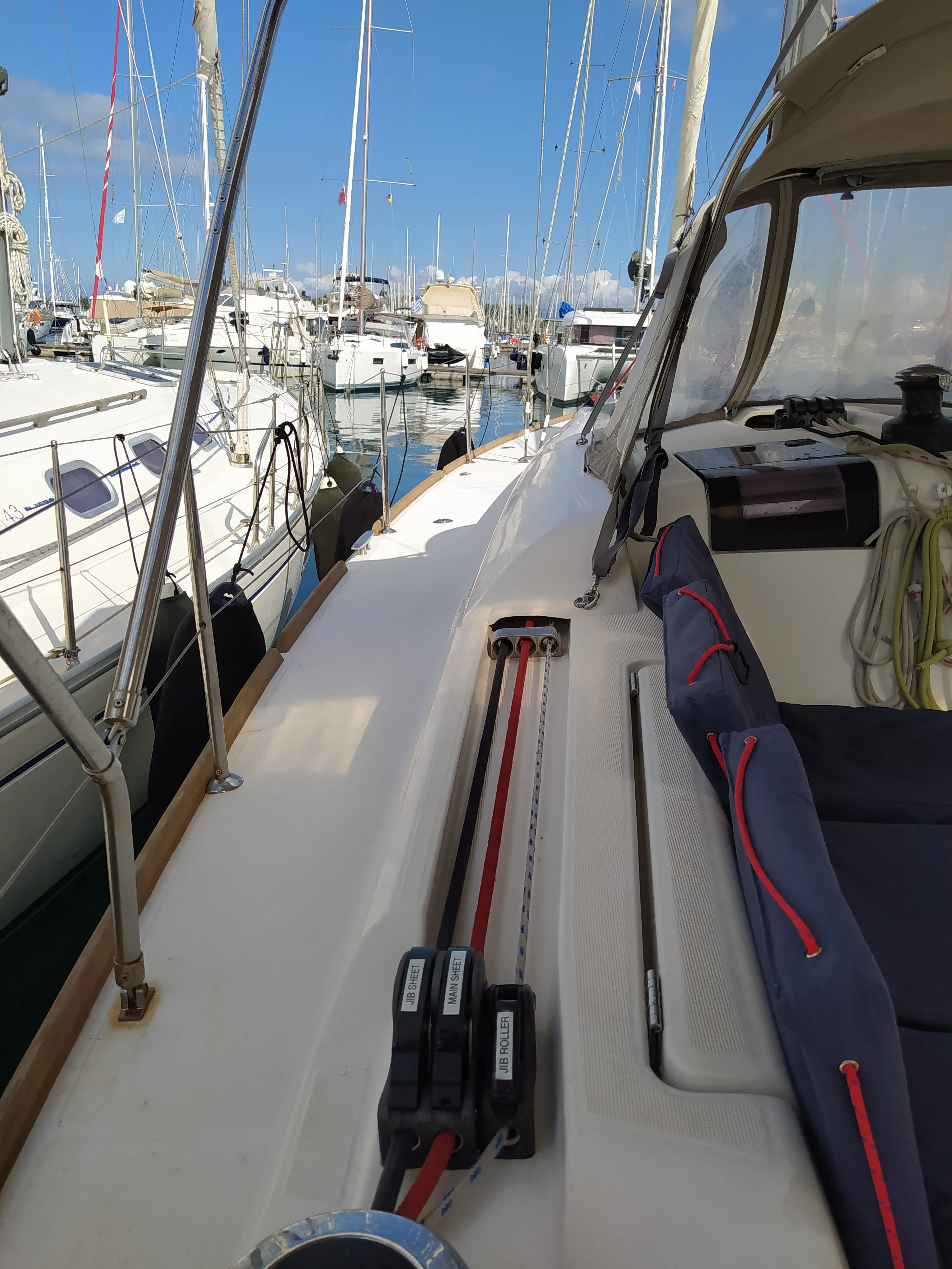 Sun Odyssey 409 Traveller — foto dello yacht n. 2