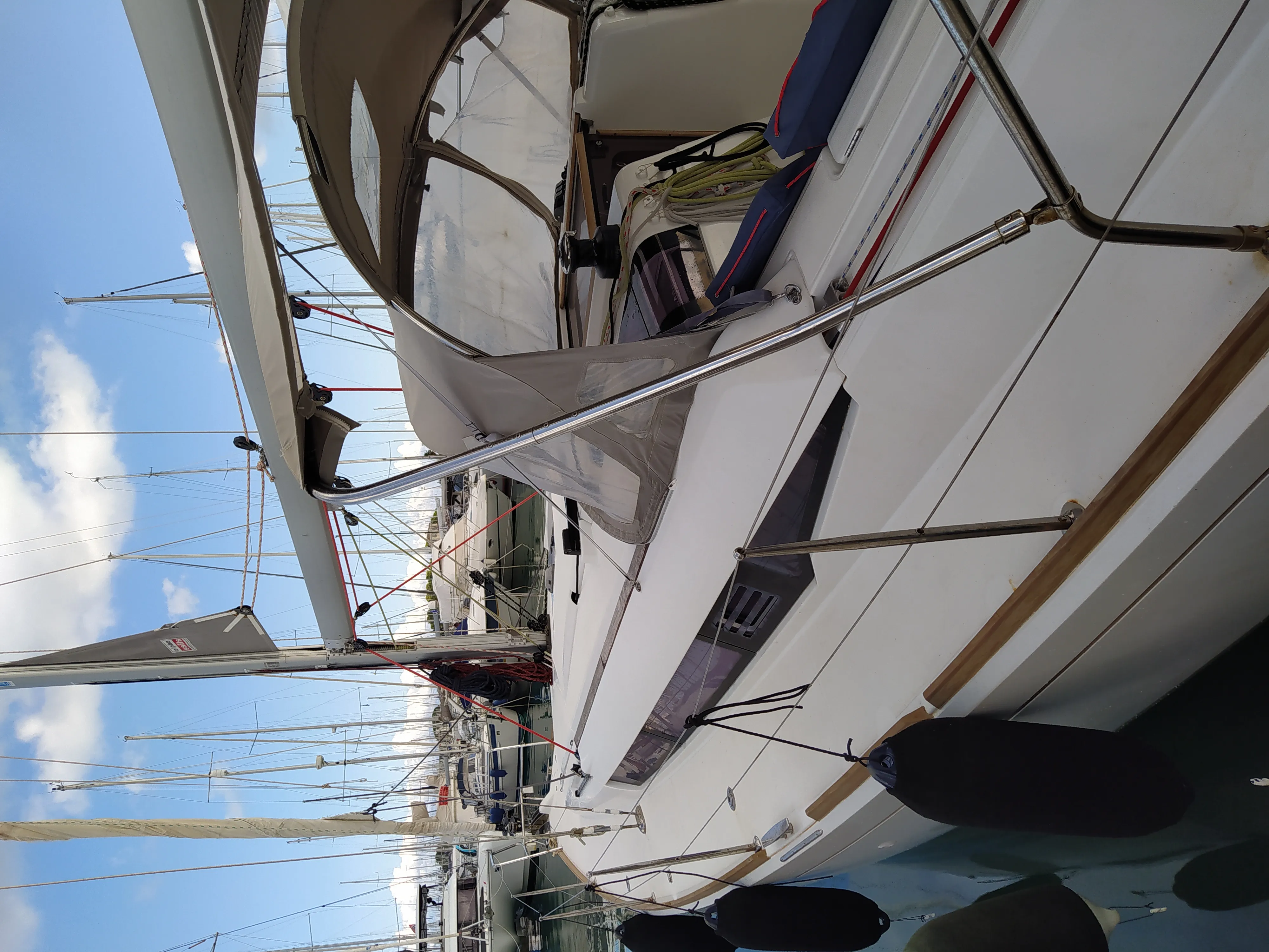 Sun Odyssey 409 Traveller — foto dello yacht n. 5