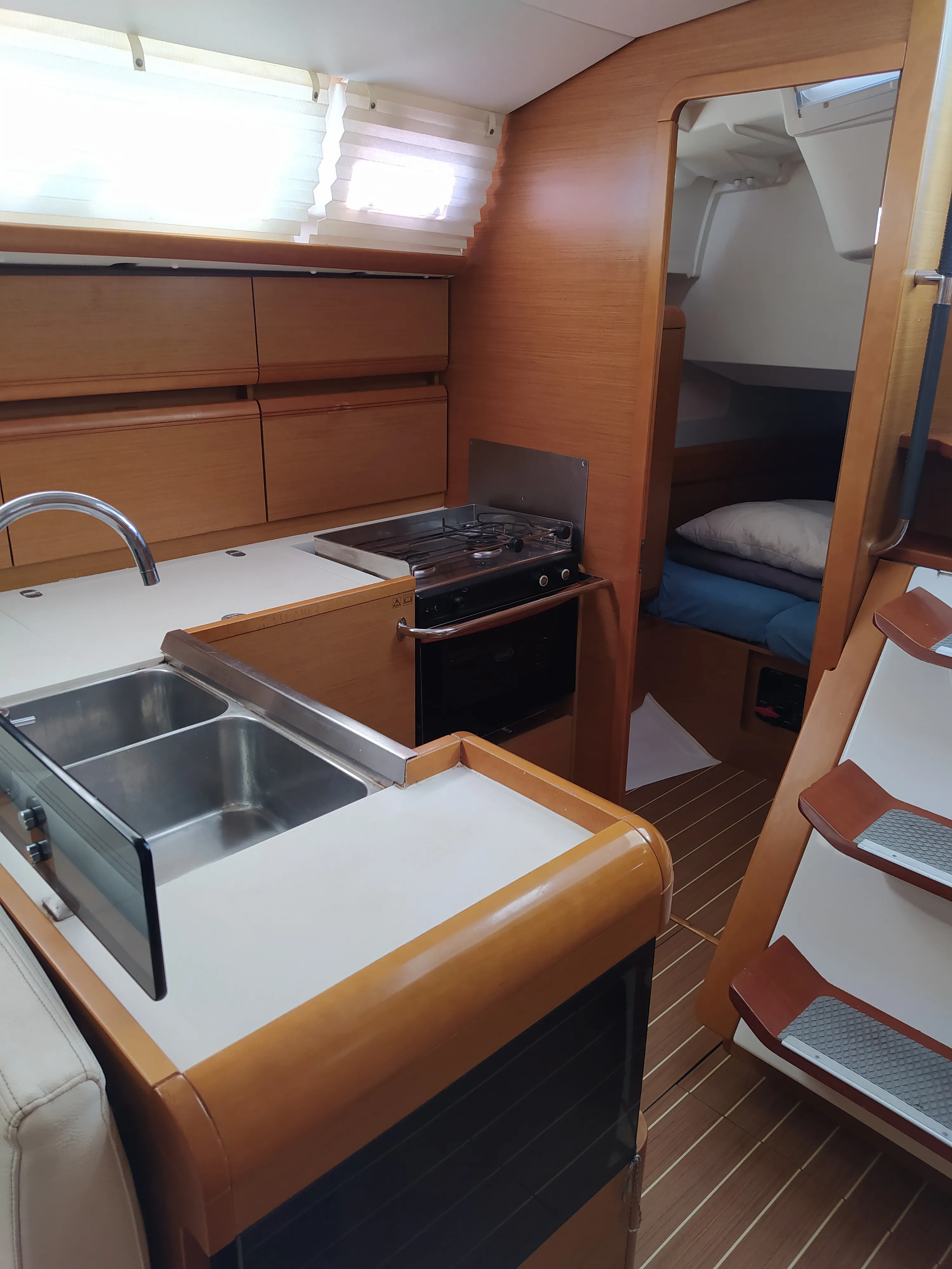 Sun Odyssey 409 Traveller — foto dello yacht n. 15