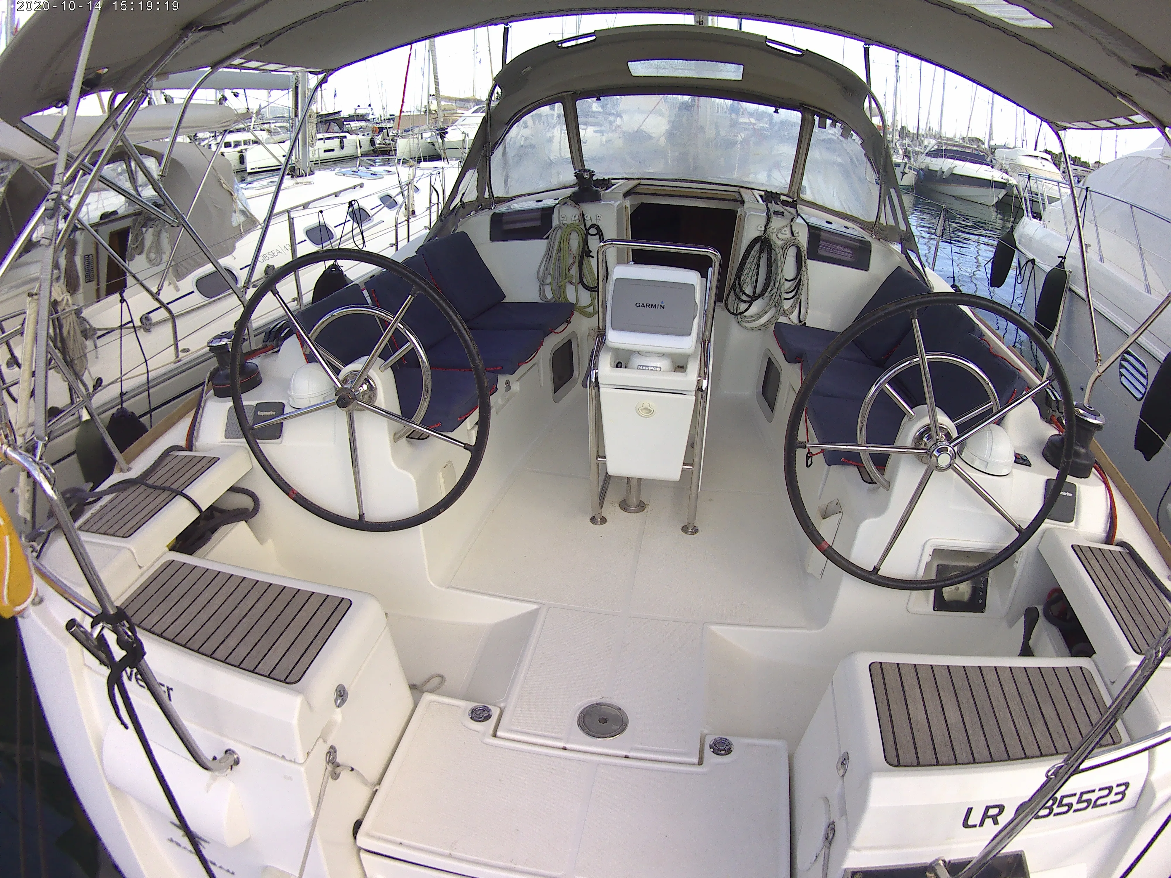 Sun Odyssey 409 Traveller — foto dello yacht n. 7