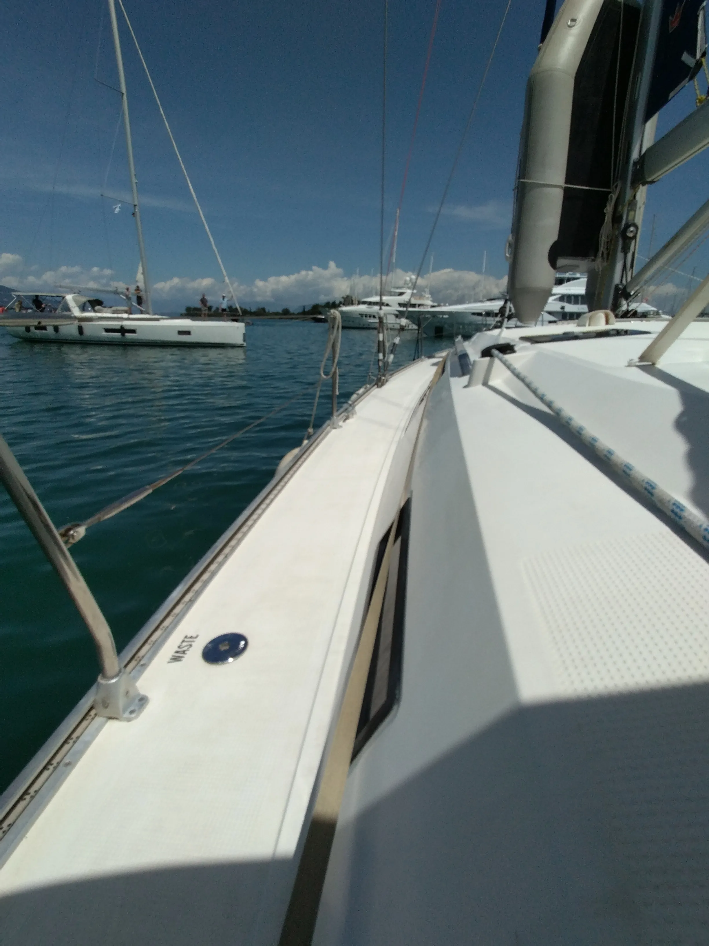 Bavaria Cruiser 51 Gin Tonic — yacht photo 9