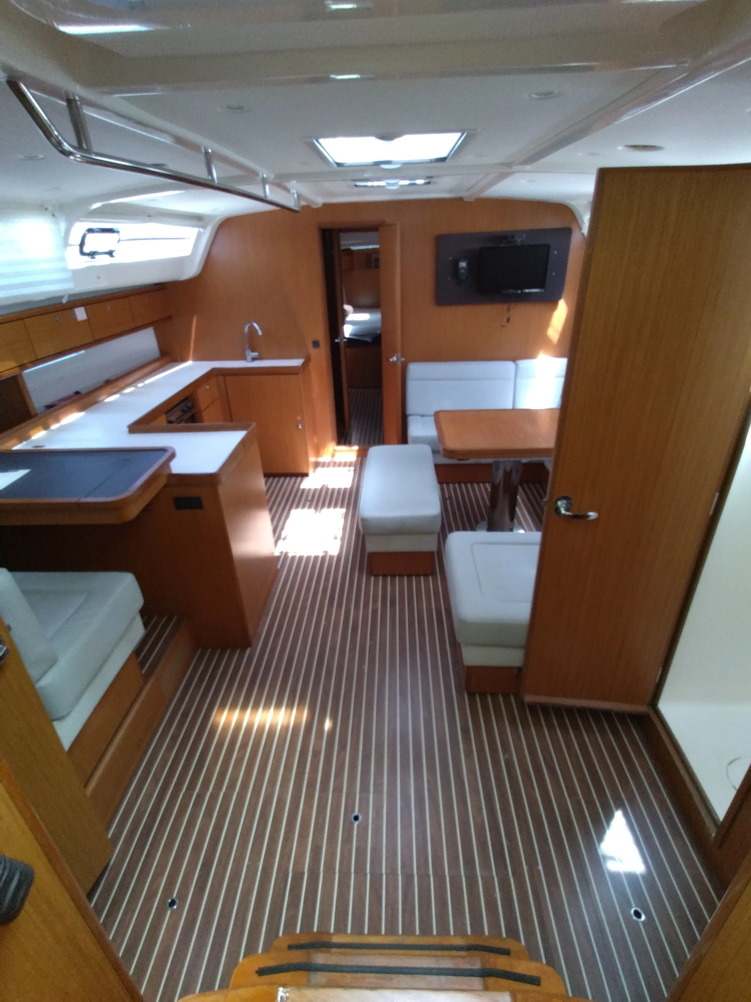 Bavaria Cruiser 51 Gin Tonic — yacht photo 13
