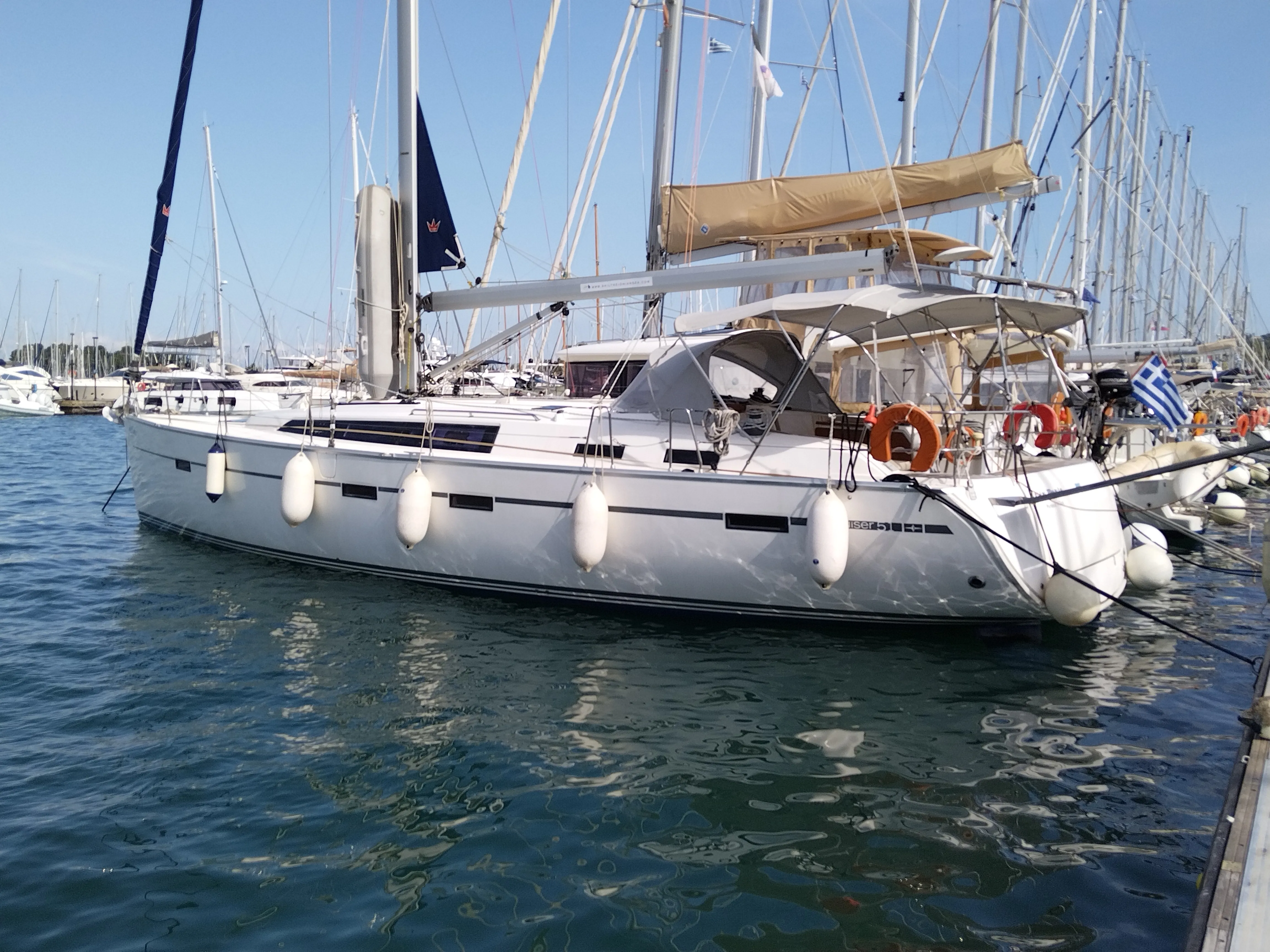 Bavaria Cruiser 51 Gin Tonic — yacht photo 11