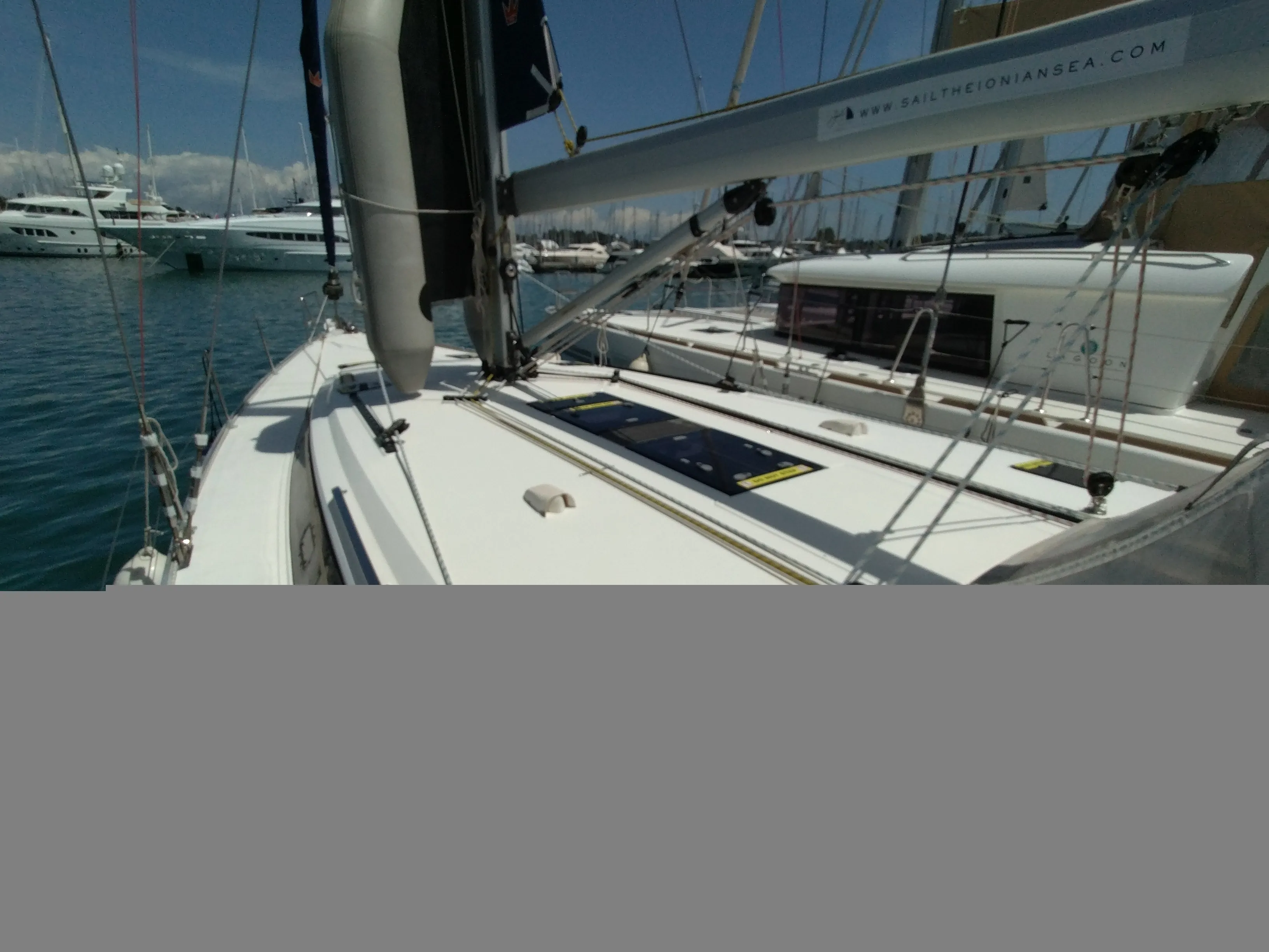 Bavaria Cruiser 51 Gin Tonic — yacht photo 2