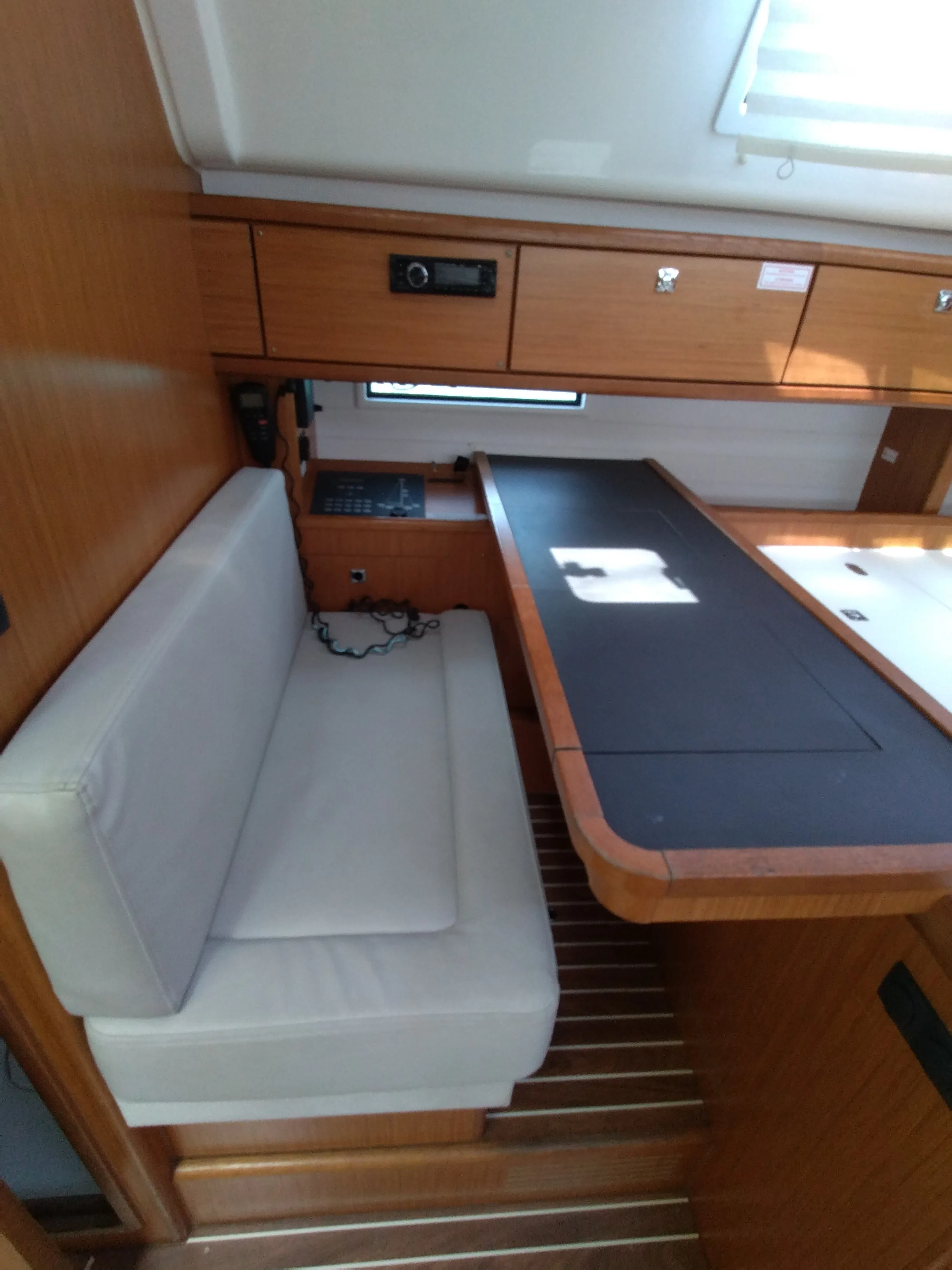 Bavaria Cruiser 51 Gin Tonic — yacht photo 3