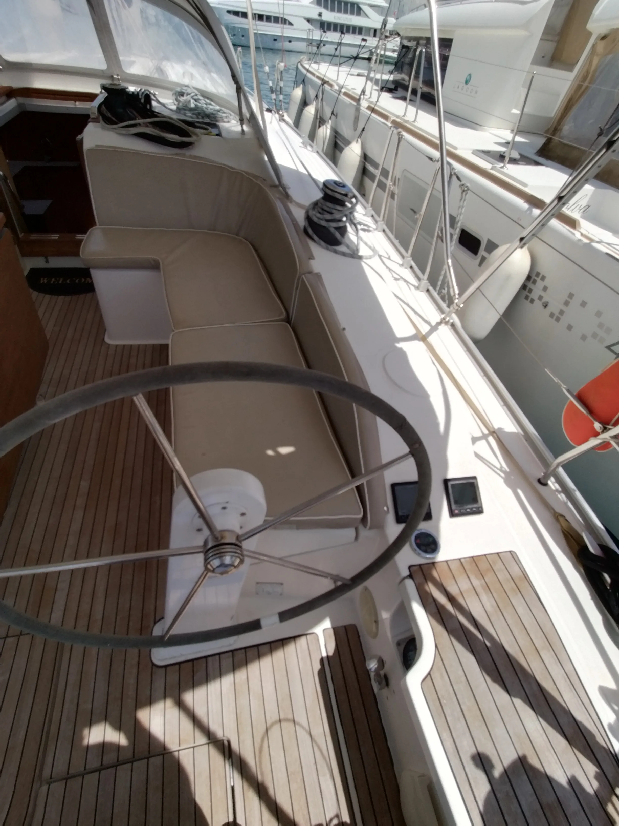 Bavaria Cruiser 51 Gin Tonic — yacht photo 8