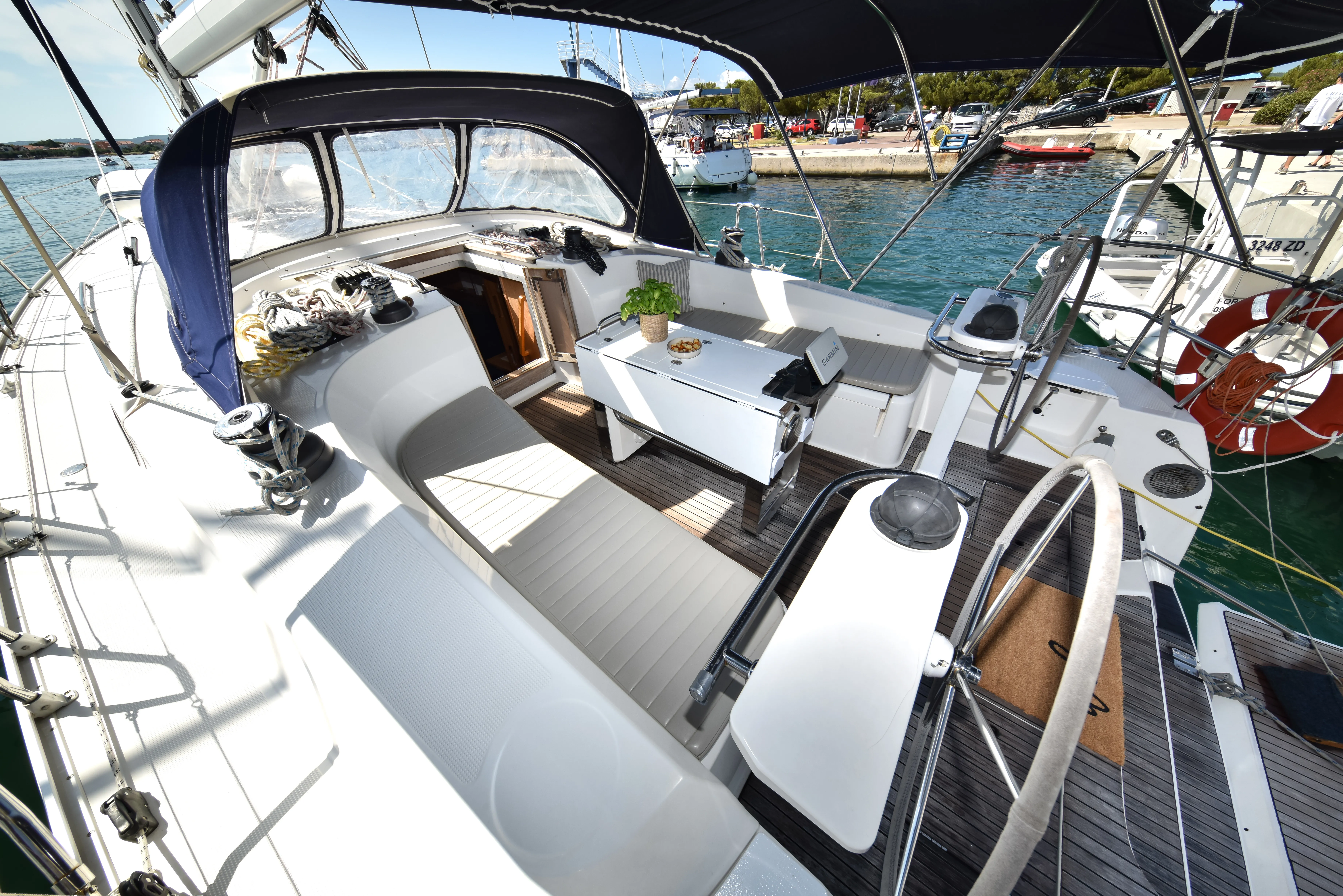 Bavaria Cruiser 45 Controvento — foto dello yacht n. 3