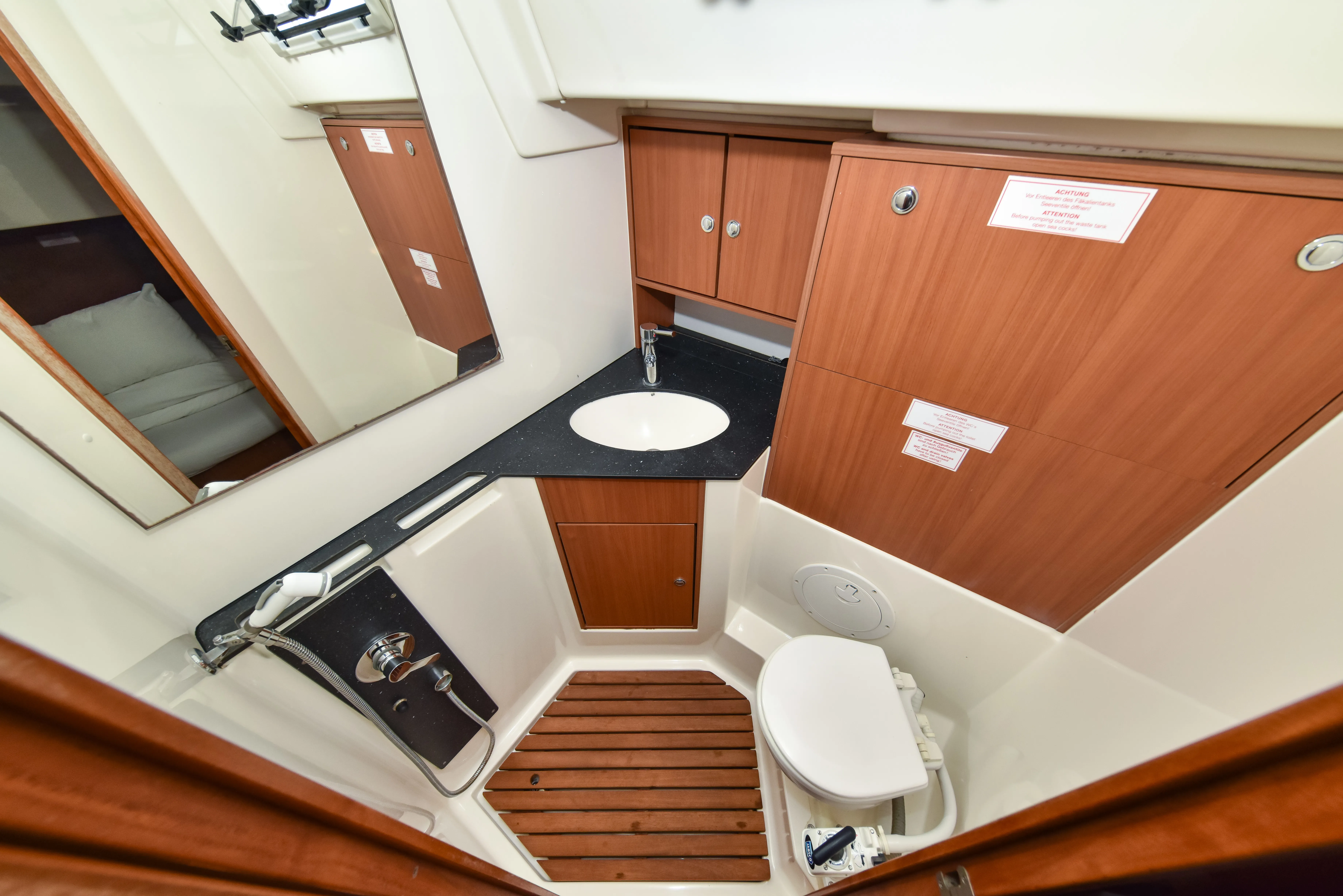 Bavaria Cruiser 45 Controvento — foto dello yacht n. 9