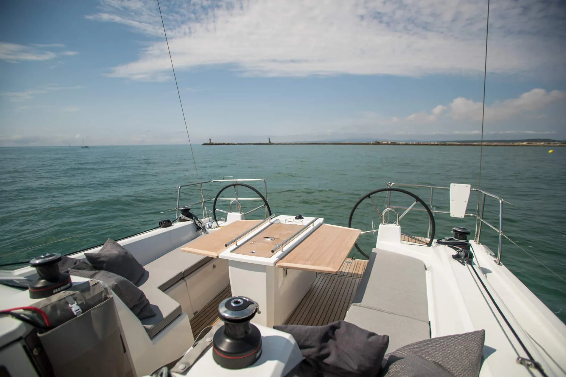 Oceanis 40.1 Naomi — fotografia jachty 2
